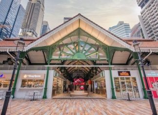 Lạc lối tại khu ẩm thực Lau Pa Sat nổi tiếng Singapore